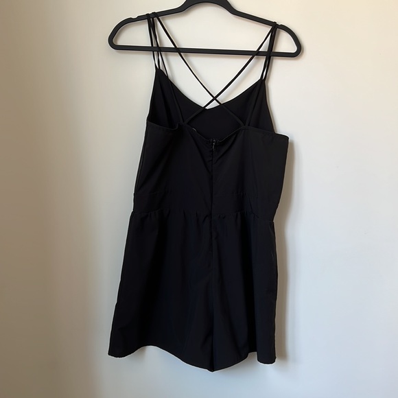 Black romper - Picture 3 of 3
